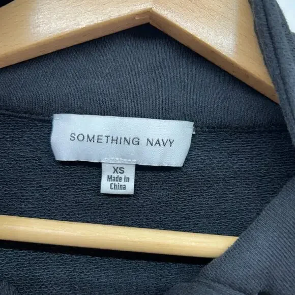 Something Navy Blue Flower Floral Embroidered Quarter Snap Button Sweatshirt XS